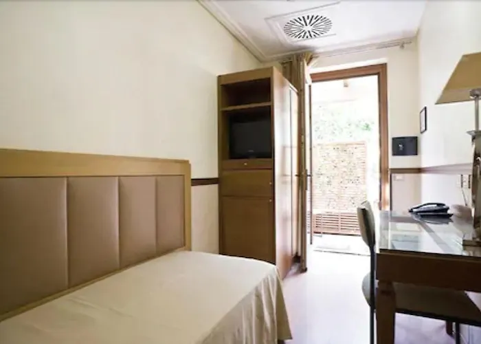 Select Garden 3* Rome